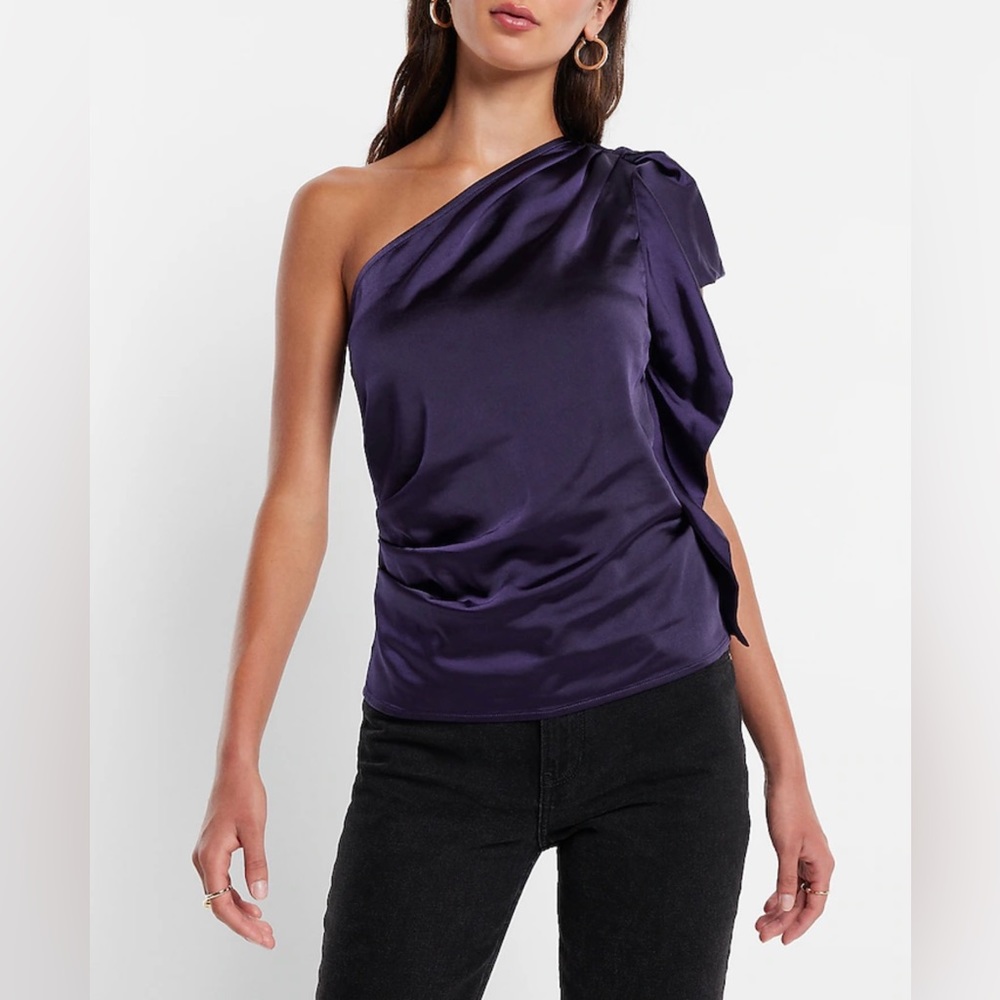 Express Satin Ruffle One Shoulder Top size M